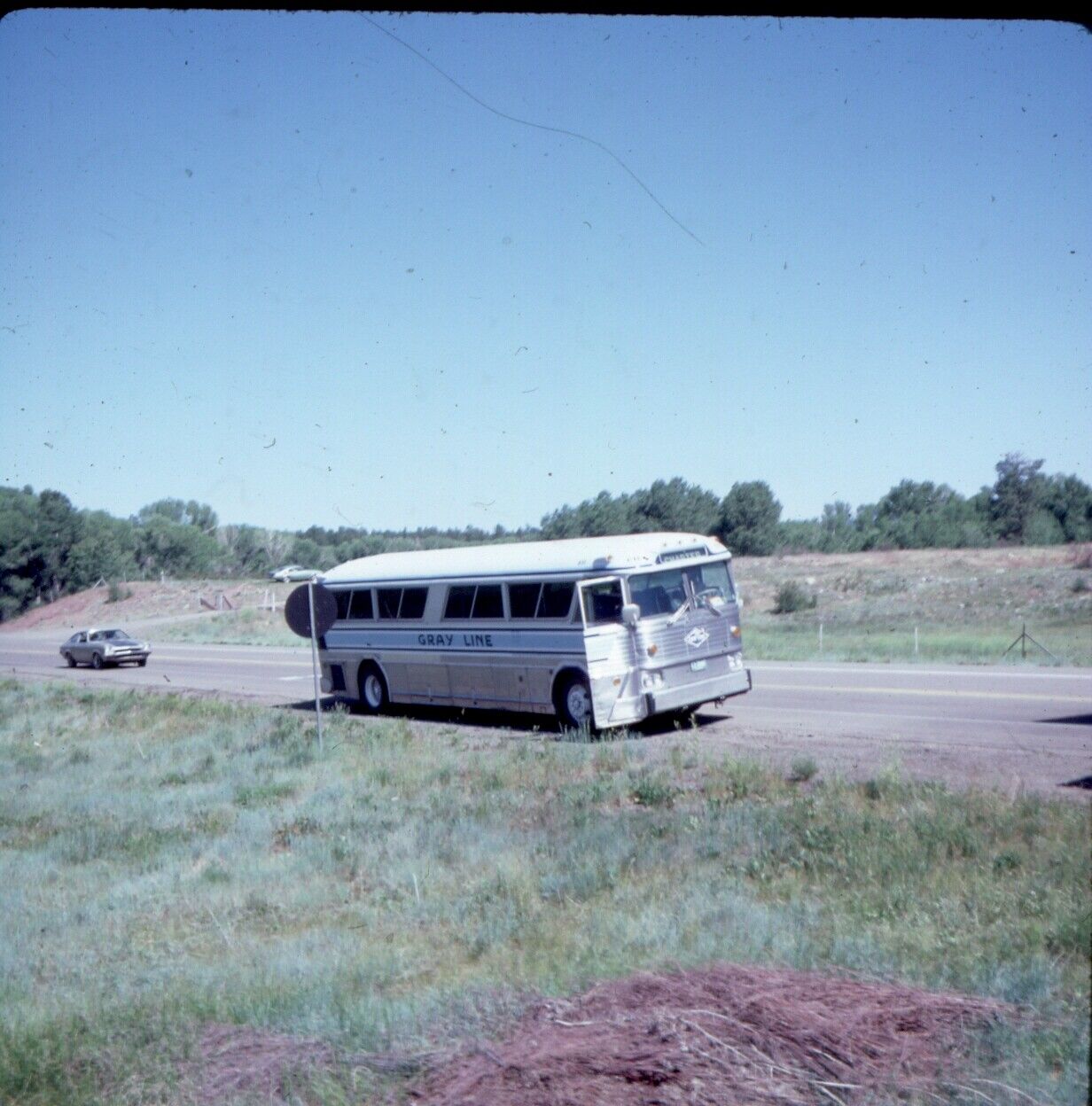 Buses-gray Line Charter @ Canada ?.-1981 Kodak Square Slide