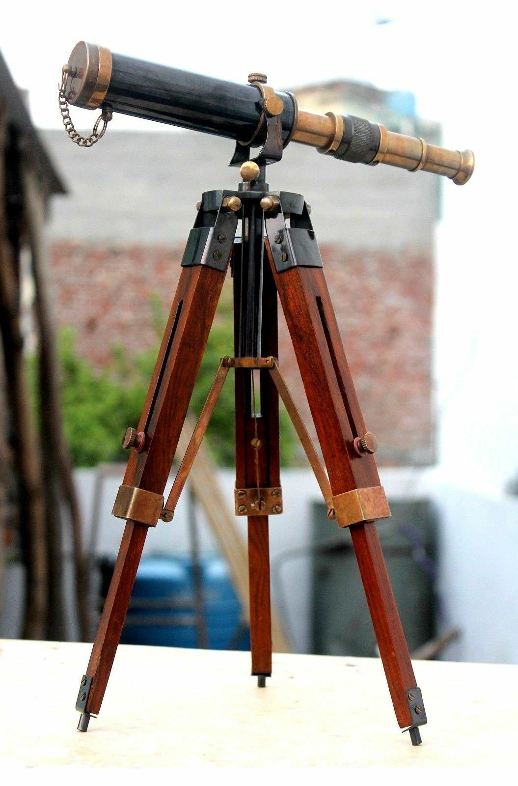 Vintage Pirates Movie Prop Hollywood > Retro Telescope With Tripod Stand Wo