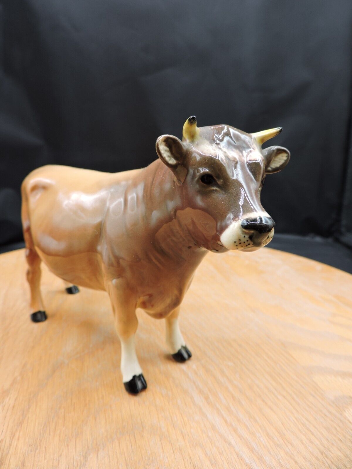 Beswick Dunsley Coy Boy Jersey Bull 1422 Pottery Made In England Collectible